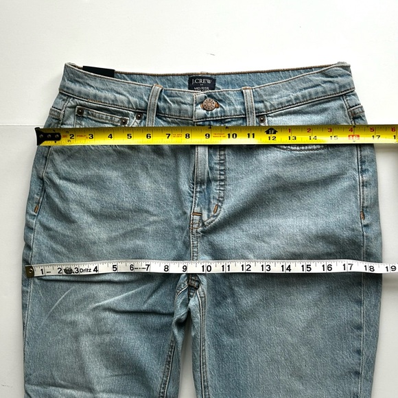 🍂NWT J. Crew Women’s Mid Rise Flare Crop Jeans. Size: 28P - Picture 11 of 13